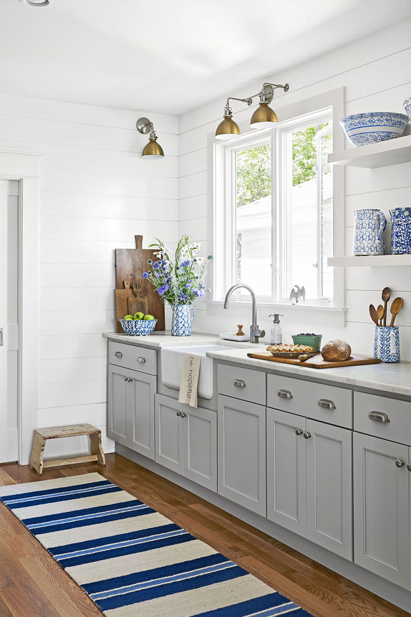 Farmstyle kitchen by Lé Grandt Woodcraft