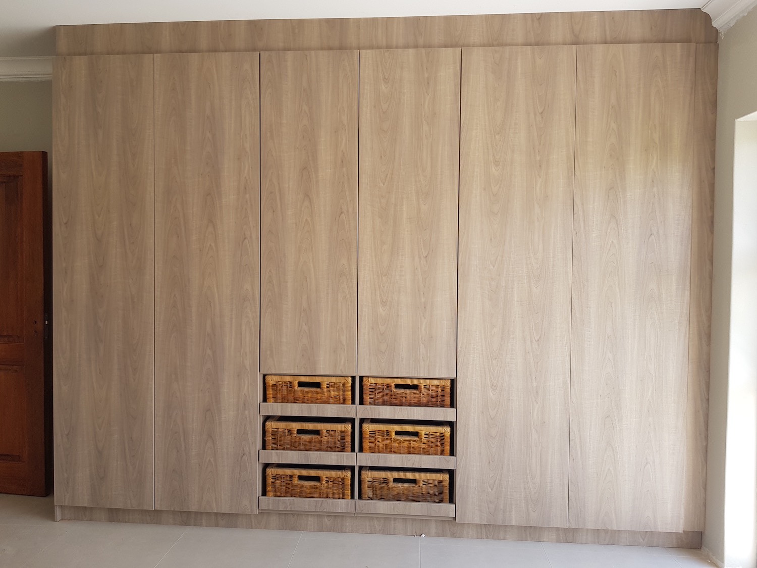 Living custom cabinetry project by Lé Grandt Woodcraft