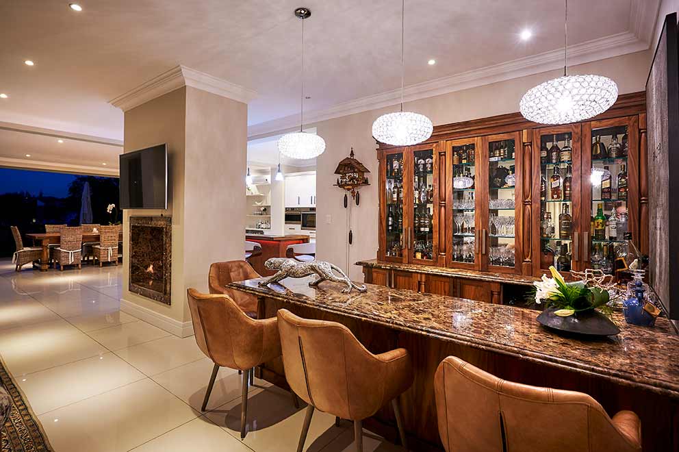 Living custom cabinetry project by Lé Grandt Woodcraft